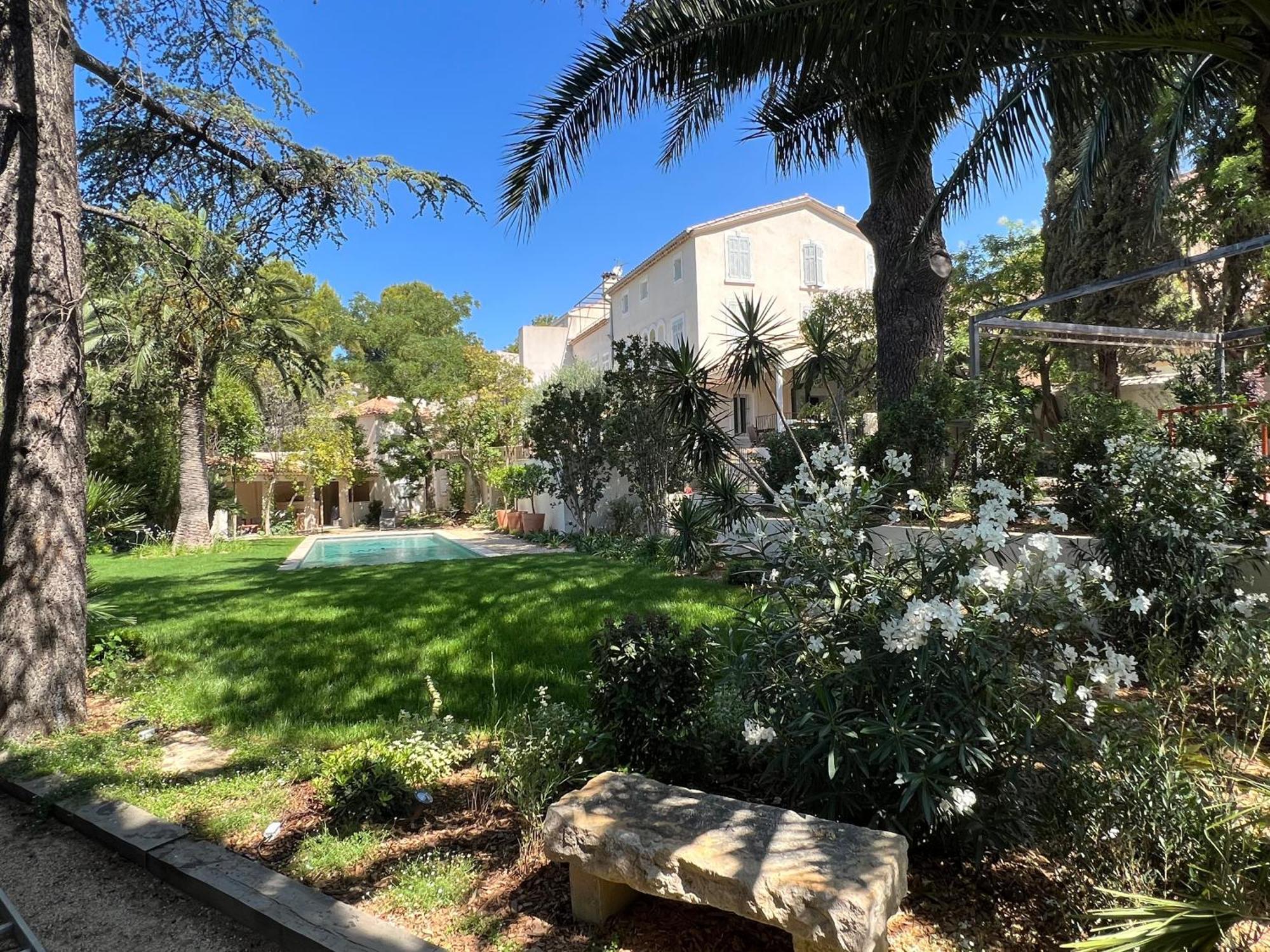 Apartment Le Petit Clos St Devote Par Dodo A *